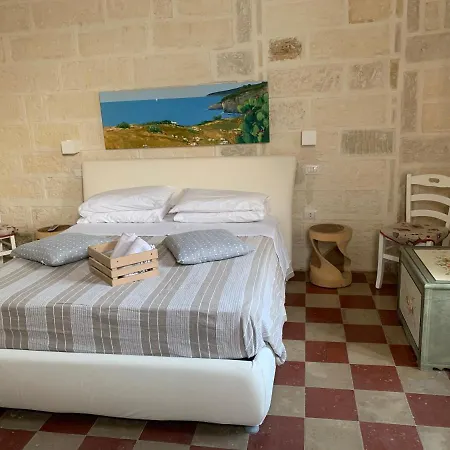 La 'ssuta דירה