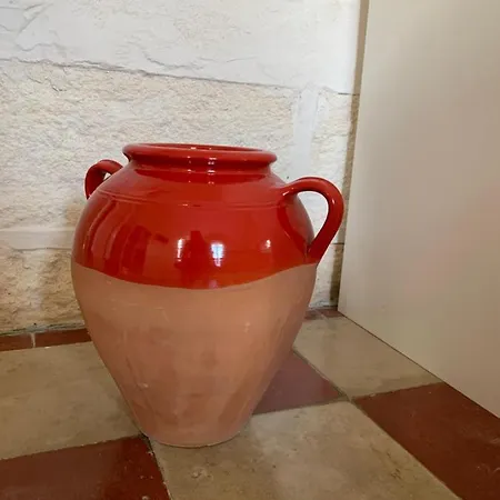 La 'ssuta דירה
